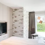 Aquarium Apartment